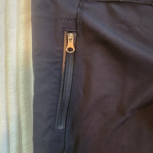 Lululemon athletica leggings sz 8 Brand New! BLACK. - Picture 3 of 10